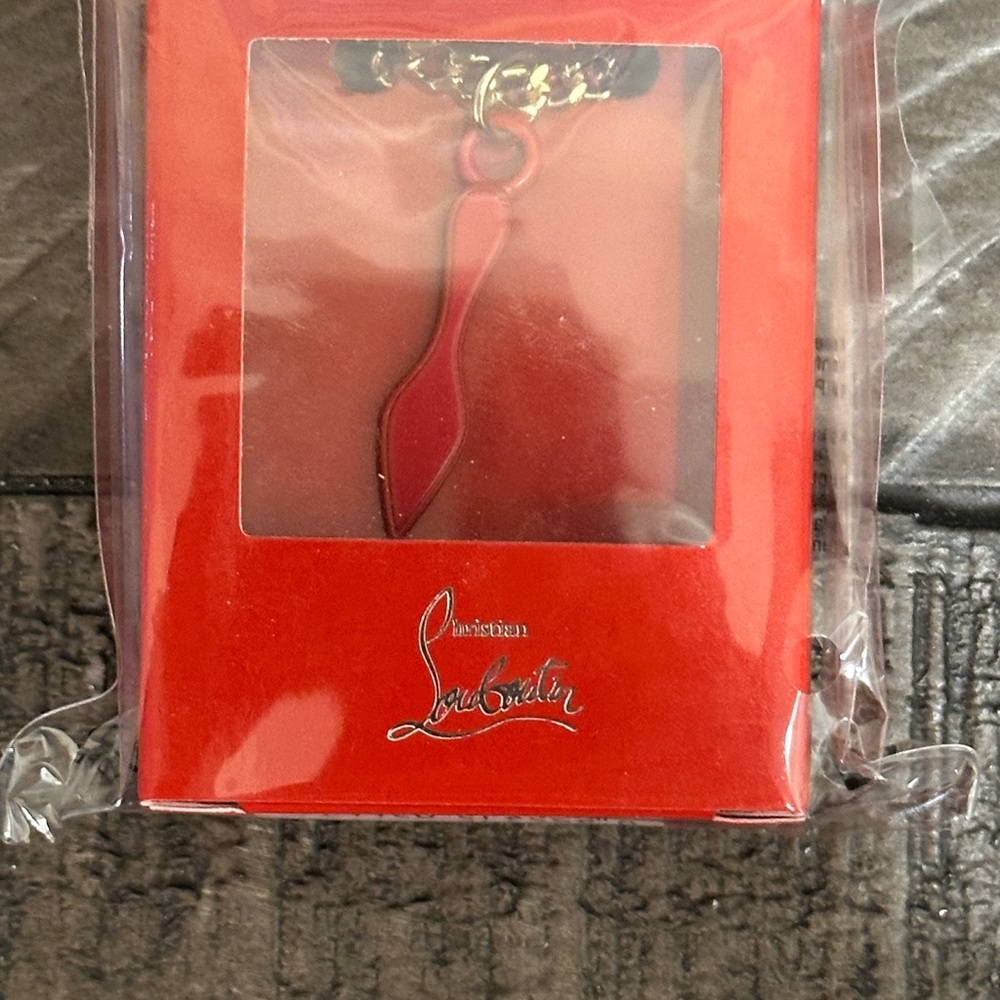 Christian Louboutin Red Signature shoe Silhouette Necklace - Picture 3 of 16